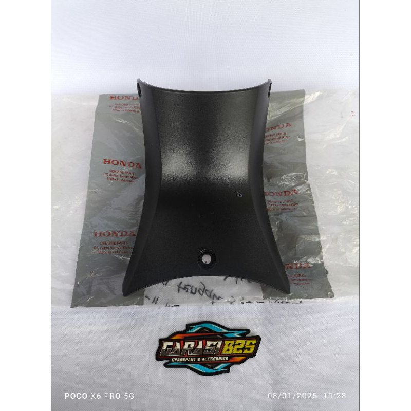 64325-KPH-700 cover center legshield legsil tengah bawah supra x 125 old betmen original AHM