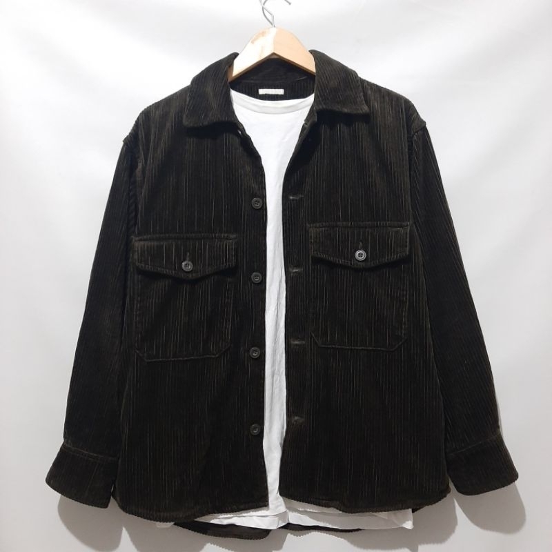 Corduroy jacket by G.U  Uniqlo warna favorite