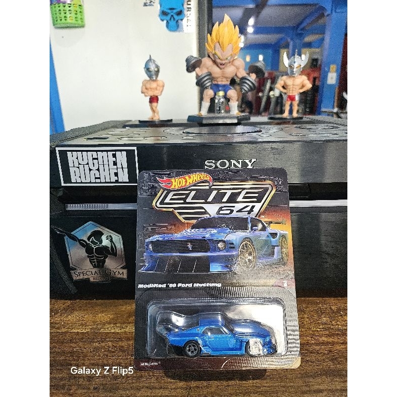 HOT WHEELS PREMIUM ELITE 64 FORD MUSTANG