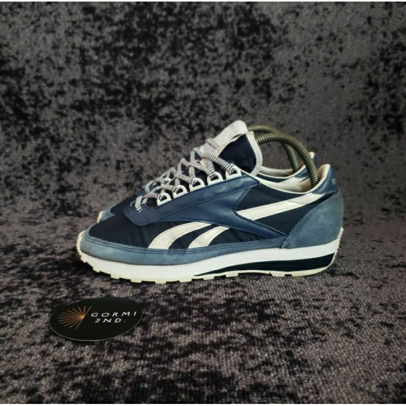 Reebok Aztec navy