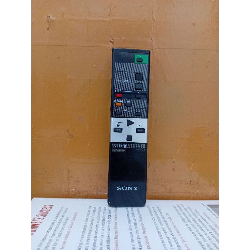 REMOTE TV SONY BETAMAX SERI RMT-146 ORIGINAL