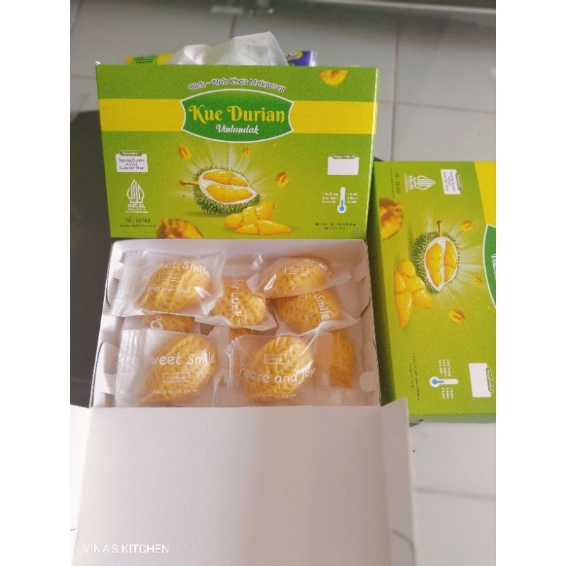 KUE DURIAN VINLANDAK OLEH-OLEH KHAS MAKASSAR