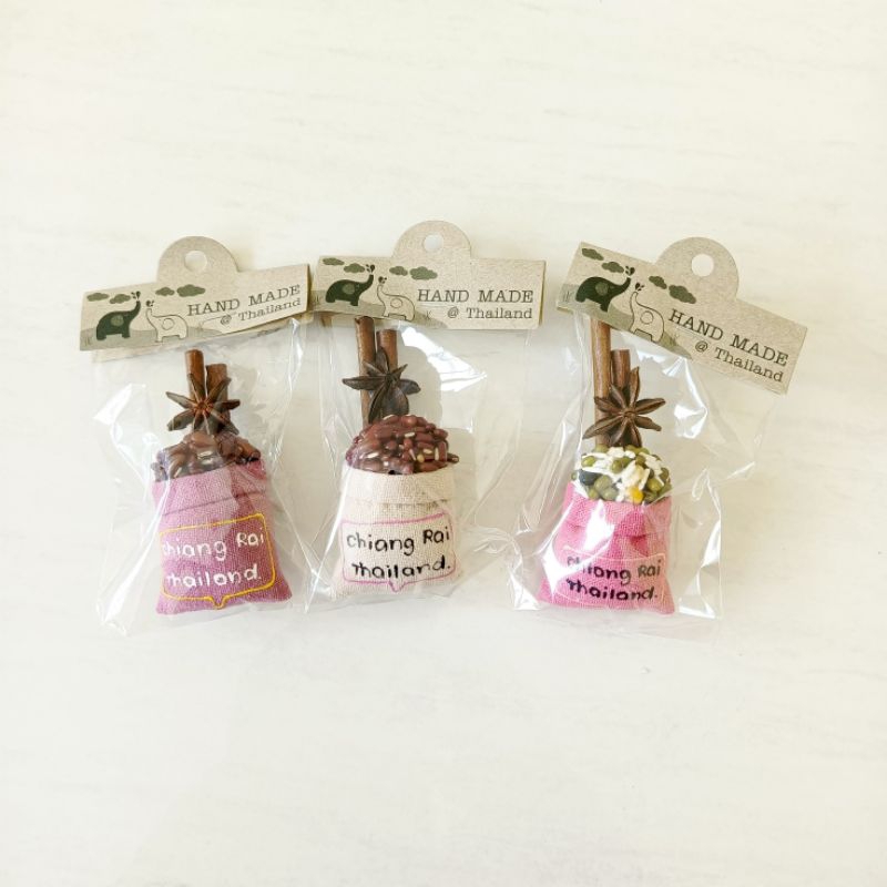 

Accesories Tempelan Kulkas Karakter Bumbu Lucu Hand Made Thailand