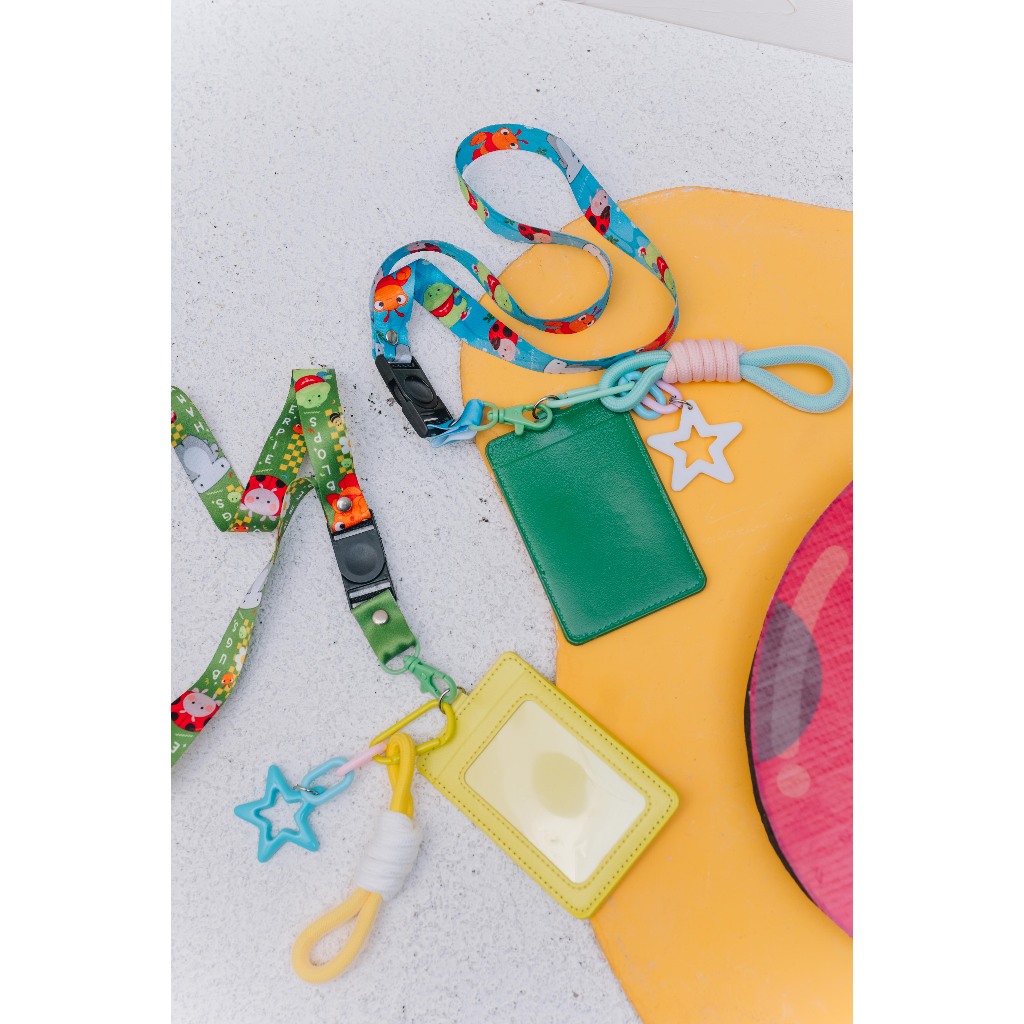 

THE OVERTEE KIDS - LANYARD - ID CARD COLLECTION
