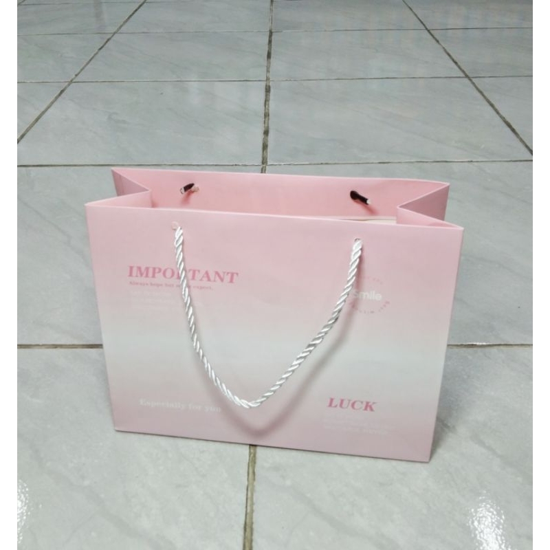 

PAPER BAG FANCY / TAS KADO ULANG TAHUN