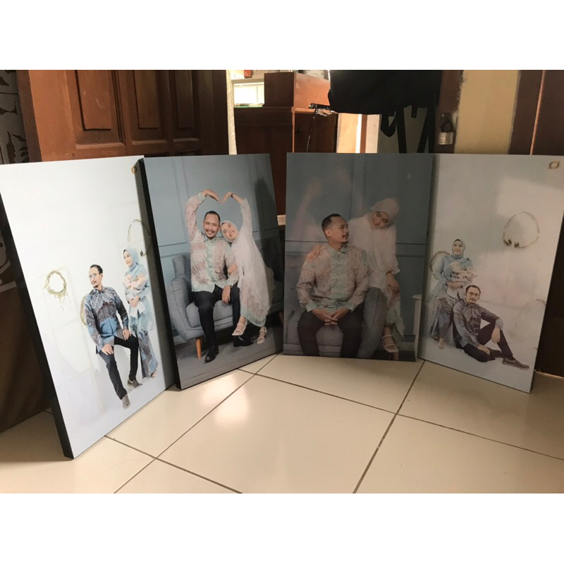 Cetak Foto Wedding Gate Foto jumbo 40 x 60 cm 16Rs sudah termasuk bingkai bahan mdf siap pajang