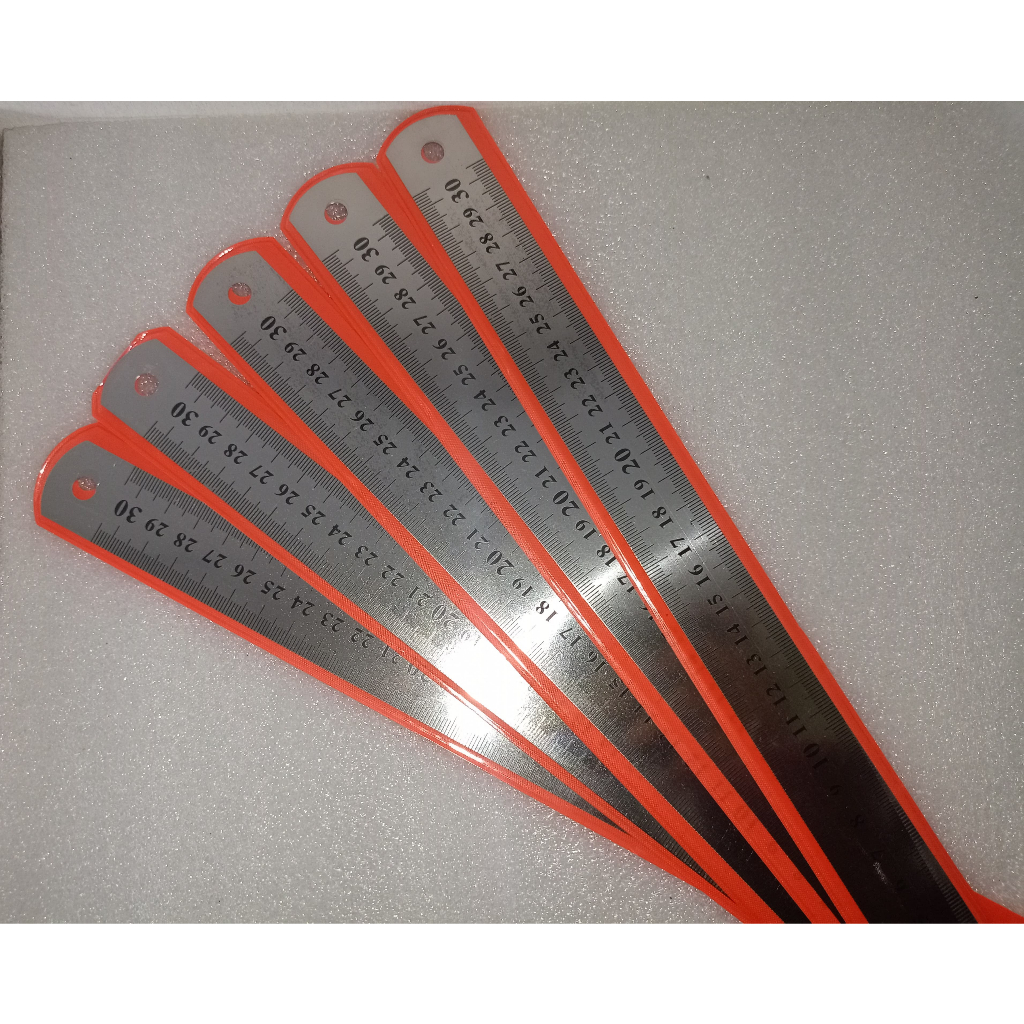 

PENGGARIS BESI STAINLESS 30CM