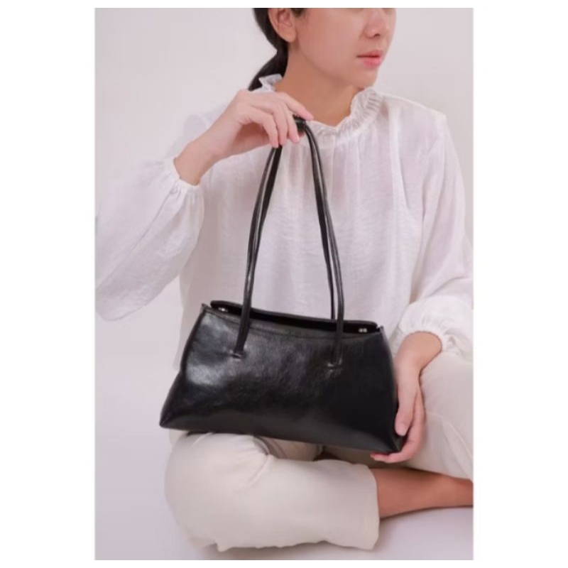 Berrybenka - Tas Wanita Tekka Zetta Shoulder Bag