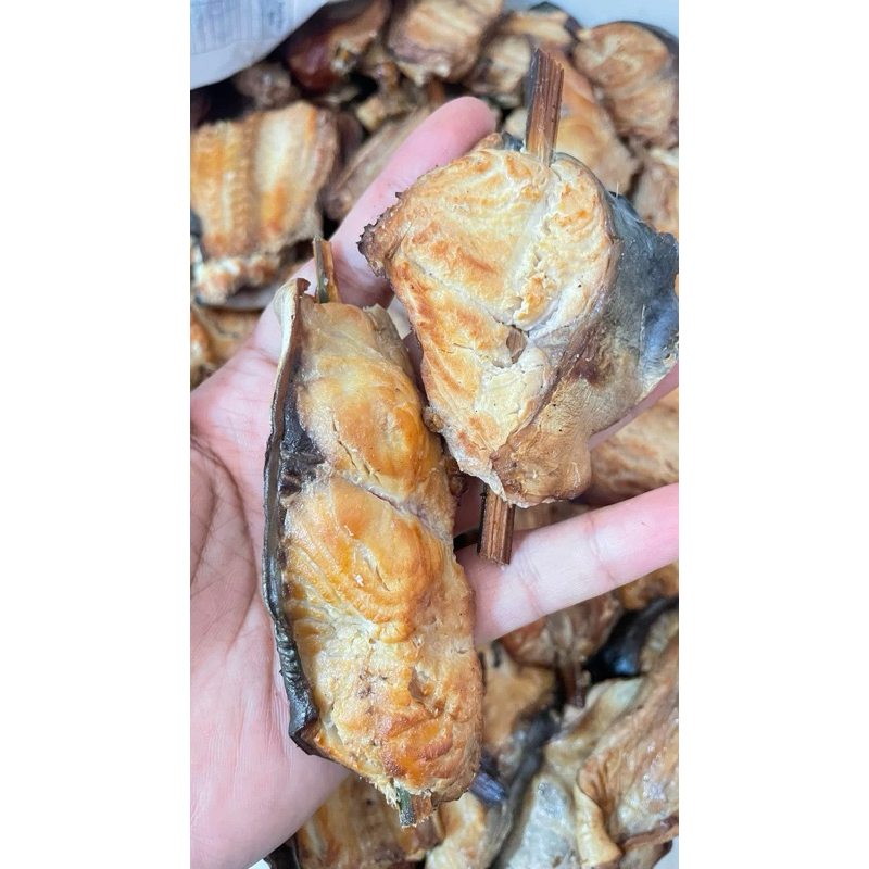 

ikan asap manyung 500 gram