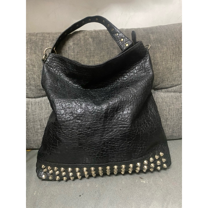Shoulderbag (hobo) hitam Stud kulit gajah
