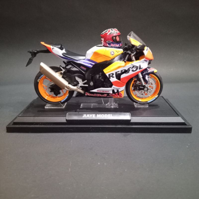 Custom livery / repaint diecast motor