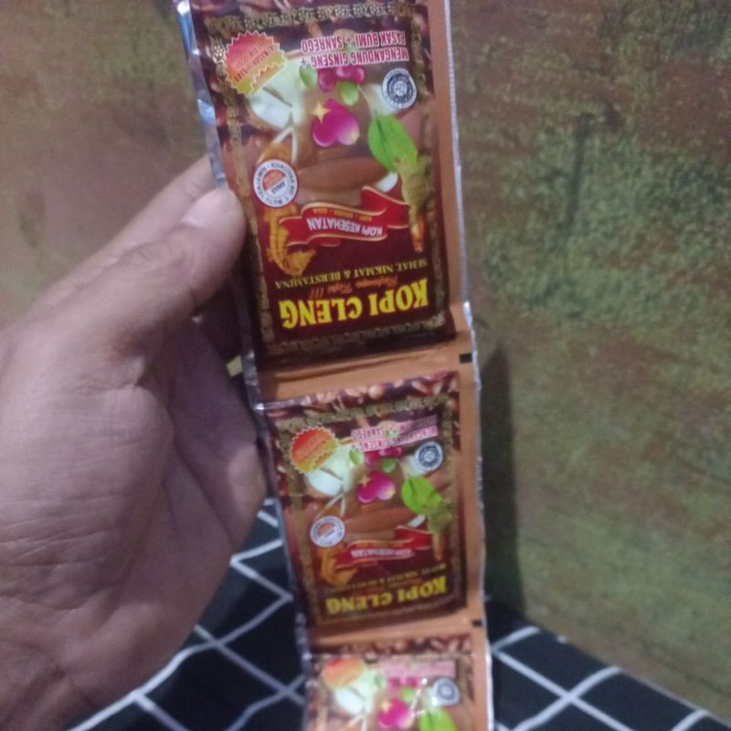 

isi 3 sachet biar cleeng langsung seduh kopinya