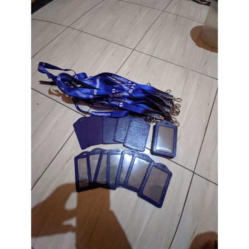 

Tali lanyard Transjakarta Terbaru