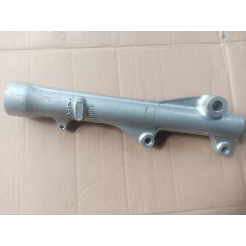 BOTTOM TABUNG SOKBREKER DEPAN BAGIAN  KIRI HONDA BEAT FI SCOOPY FI SPACY FI BEAT POP VARIO FI (KZL) 