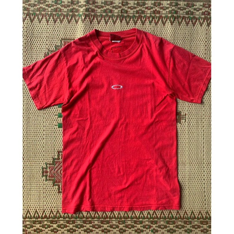 kaos oakley center logo