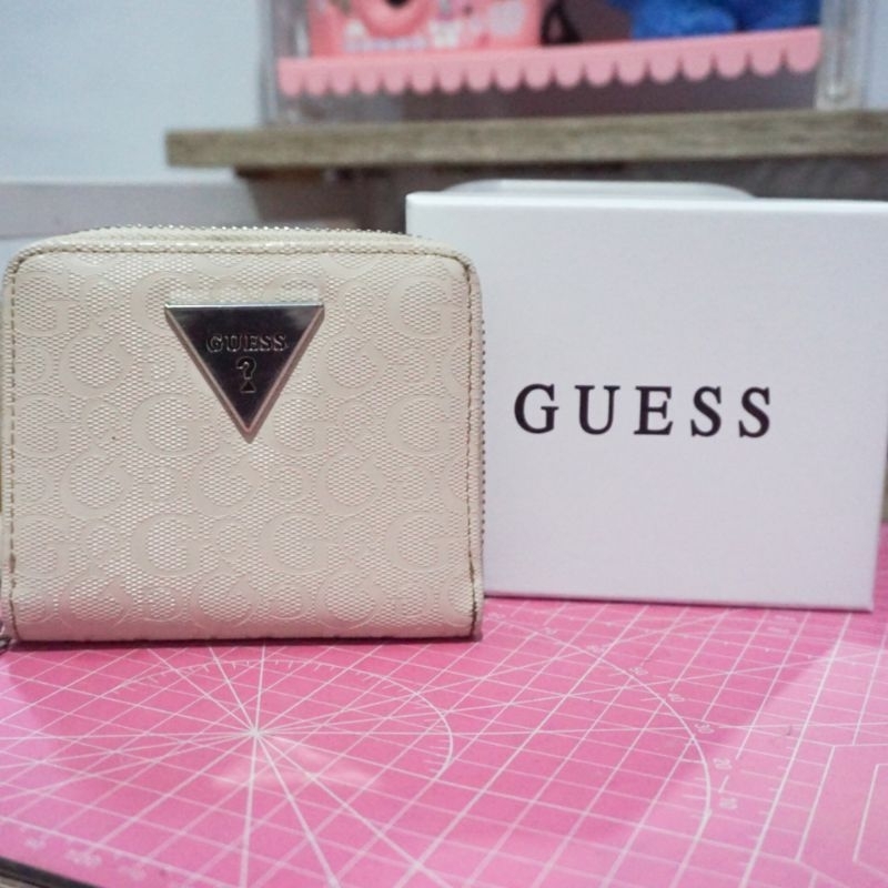 [ ORIGINAL 100% ] Preloved dompet GUESS original store cute white wallet