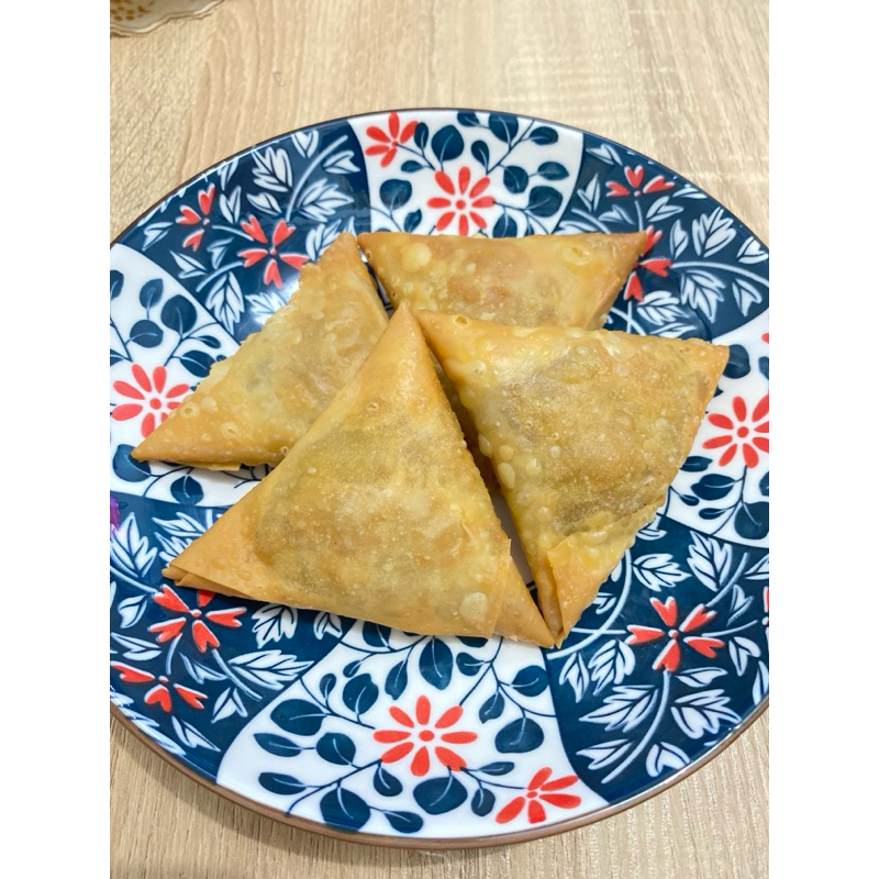 

Samosa Ayam Frozen 8pcs