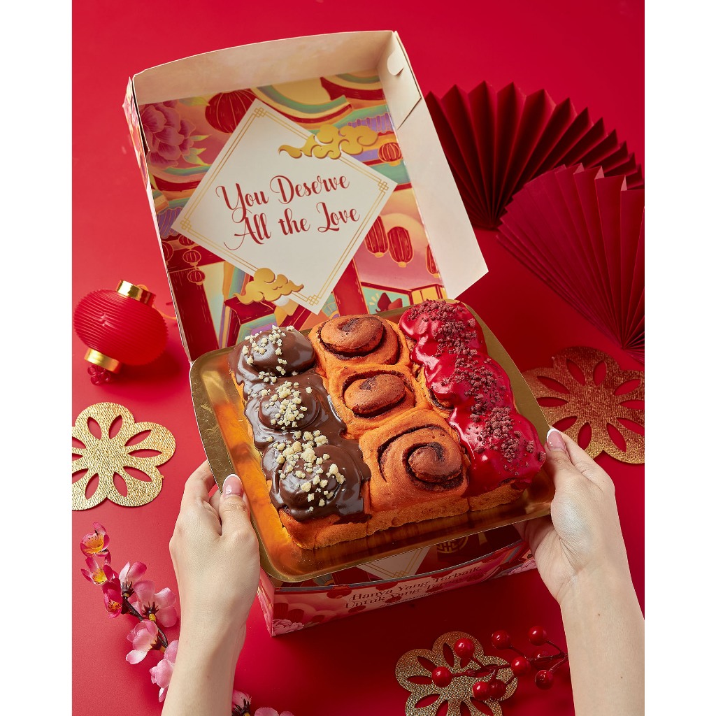 

Gold Pumpkin Rolls - Hampers Imlek