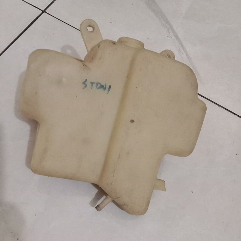 Tangki oli samping Suzuki TRS