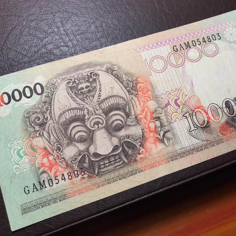 Uang Kuno Asli Rp. 10.000 Barong Tahun 1975 No. Seri GAM