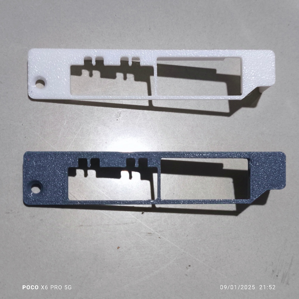 Bracket Plastik Lan SFP Card Lenovo ThinkCentre M920x M720q ThinkStation