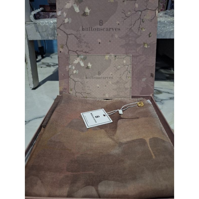 ginko soybean buttonscarves