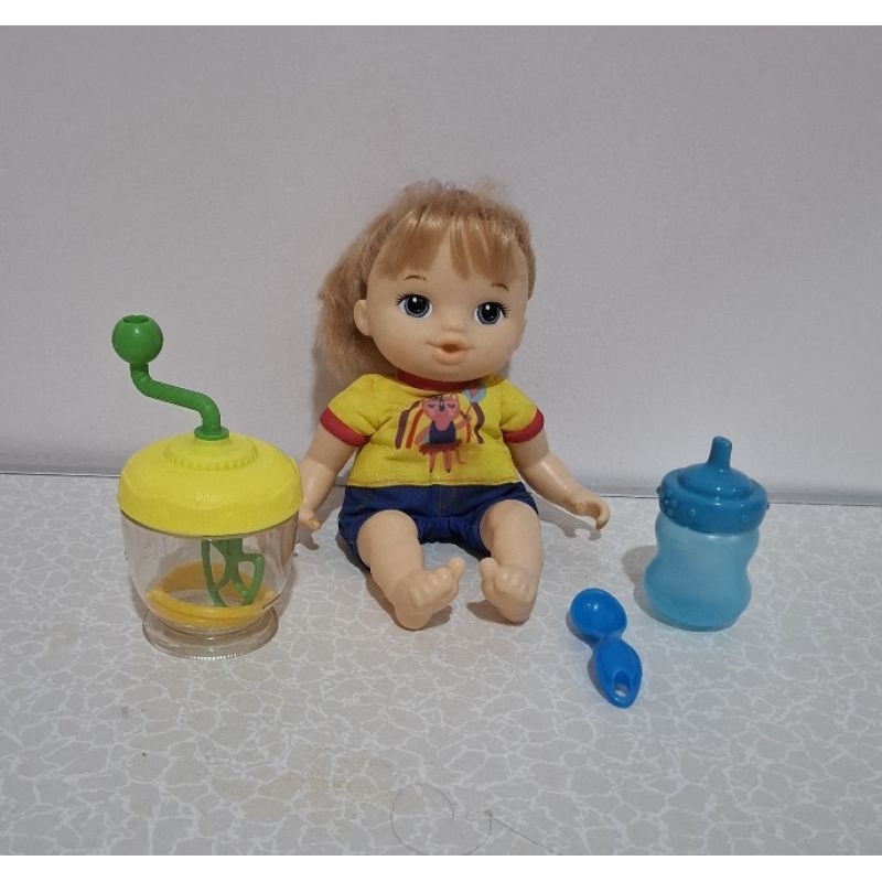 BABY ALIVE Boneka Astrid dengan accessories Blender Botol Susu dan Sendok