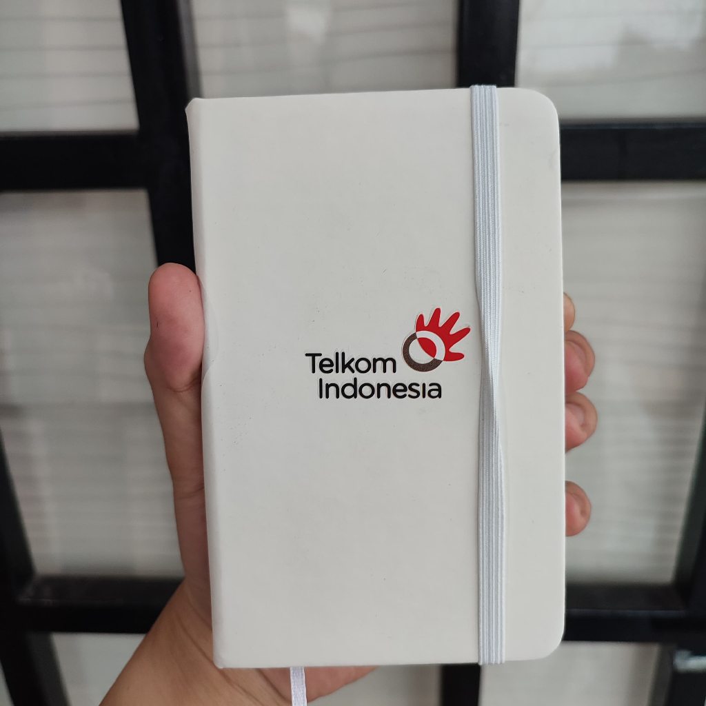 

bib [BISA CUSTOM] Notebook A5 Bisa Custom/ Notebook Strap Karet Ukuran A5