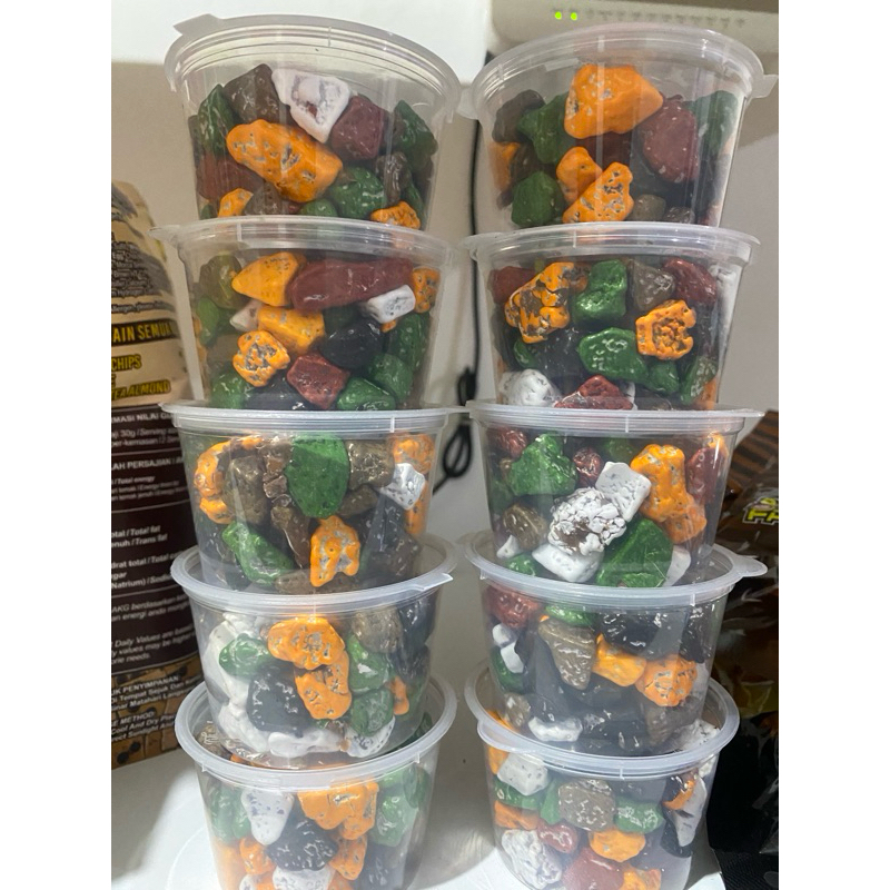 

coklat kerikil