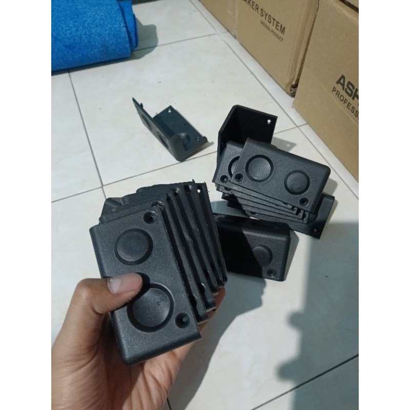 siku box speaker / siku box subwofer