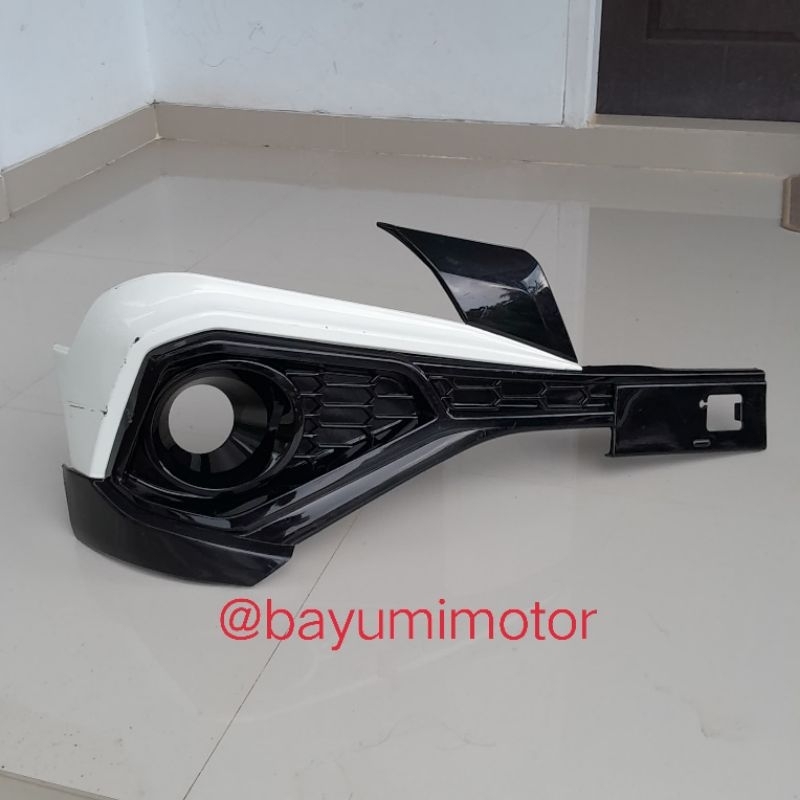 ORIGINAL Bodykit toyota rush GR sport 2024 KANAN