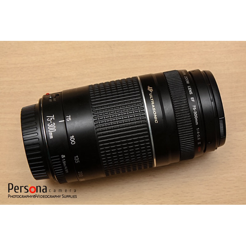 Lensa tele Canon 75 300mm Mark III Mulus Murah