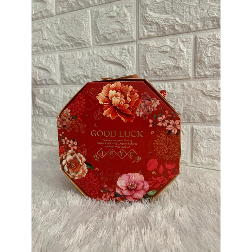 

kotak hampers imlek gooa kuck flower