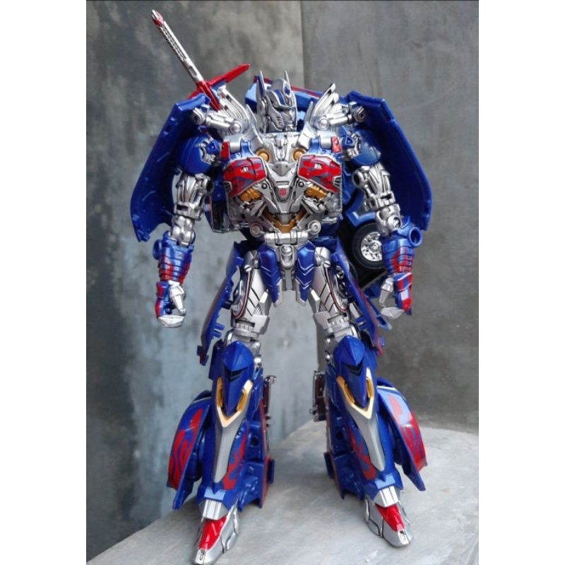 Transformers Optimus Prime Calibur Leaderclass