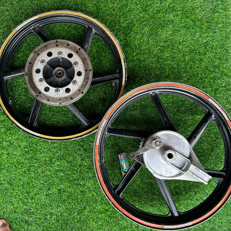 Velg depan belakang fullset megapro primus original copotan motor nominus