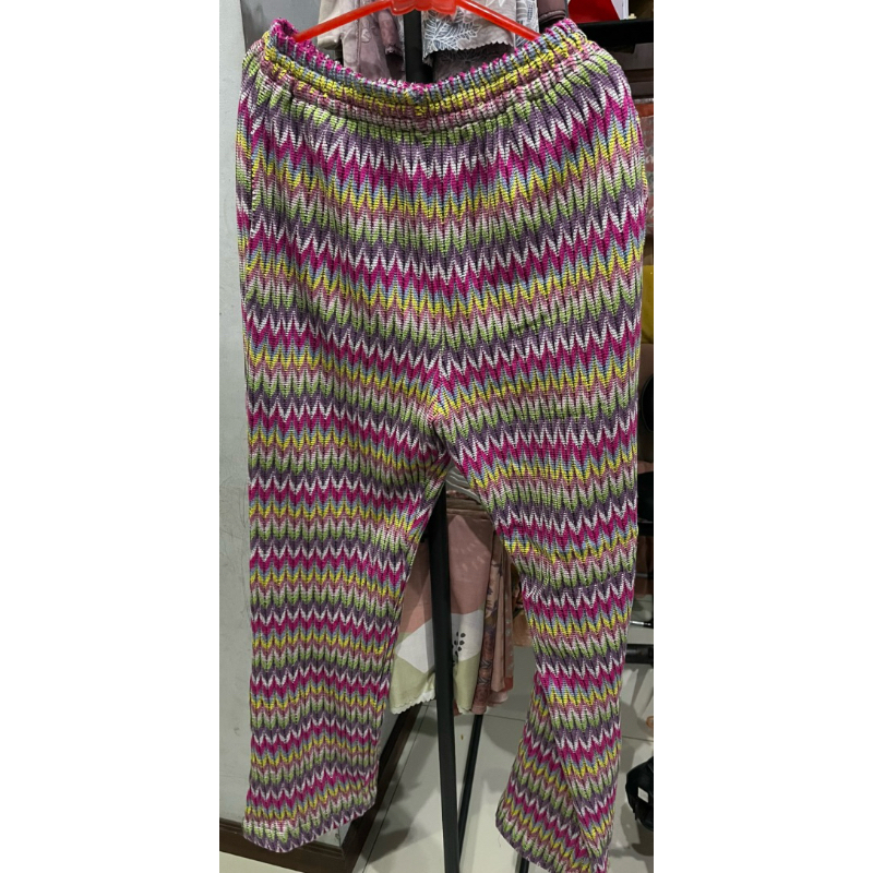 Preloved celana trick & tricky