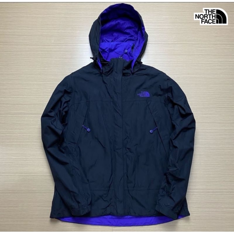 jacket tnf gorpcore