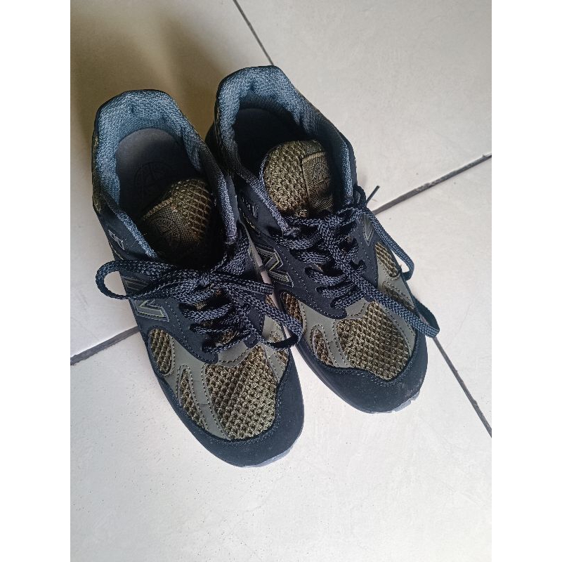 NB 991 x Stone Island