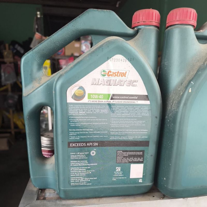 oli Castrol 4 Liter