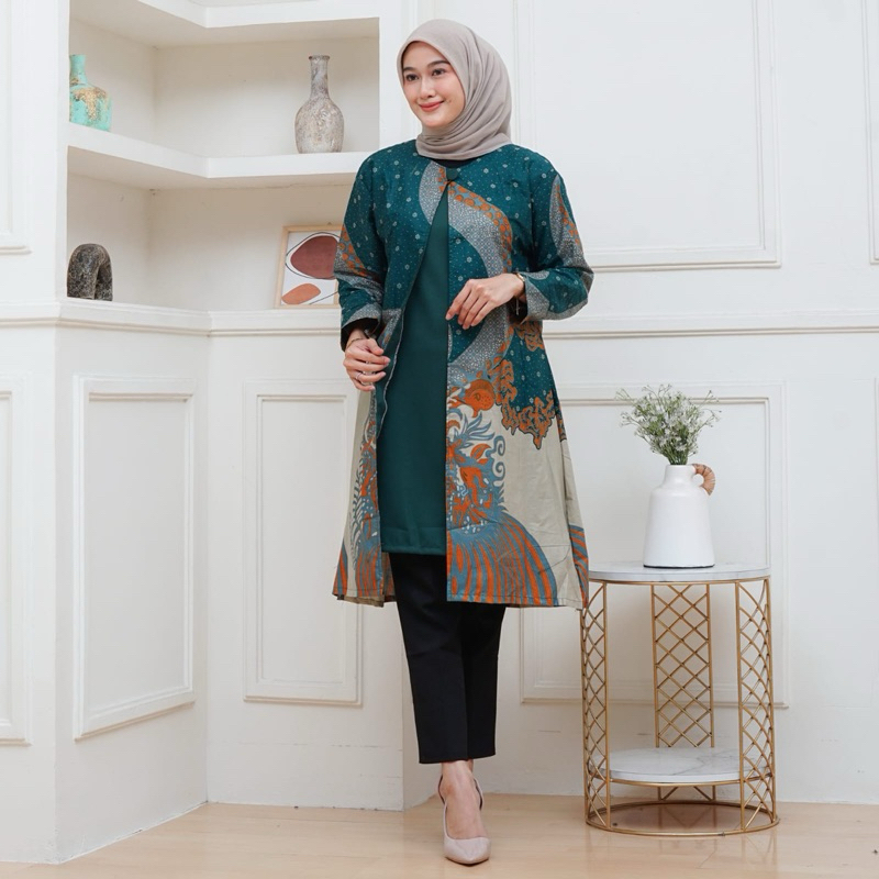 Couple kemeja batik pria lengan panjang dan tunik batik sabyan warna hijau emerald