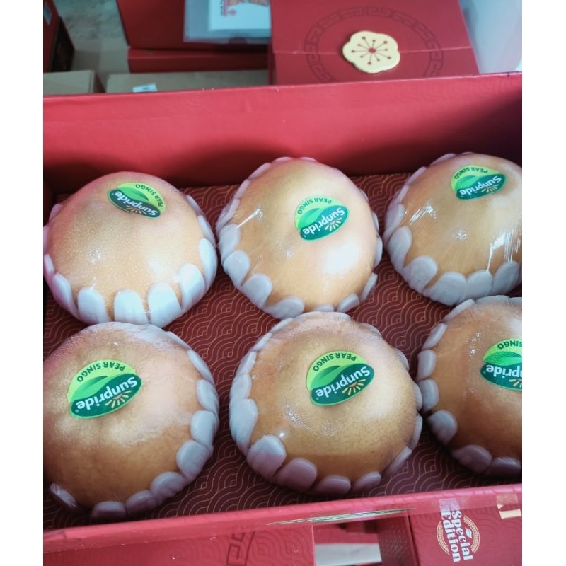 

Apel Fuji Pear Golden Pear Singo Sunpride Giftpack Hampers imlek