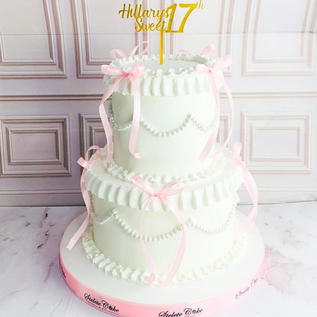 

Kue Ulang Tahun/Birthday cake/Kue Ultah tema ribbon cake/Kue birthday jakarta/Ribbon Cake jakarta