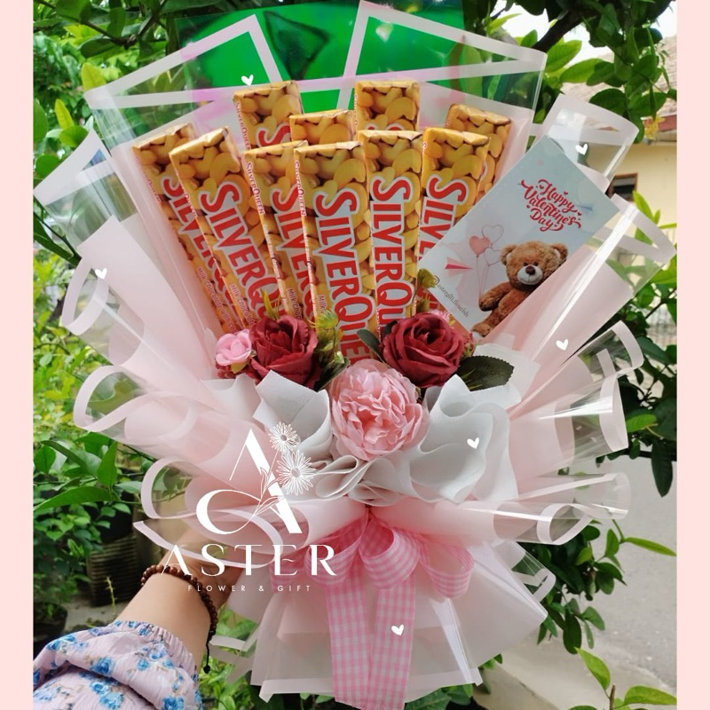 

Buket Silverqueen / Buket Valentine / Buket Coklat Valentine