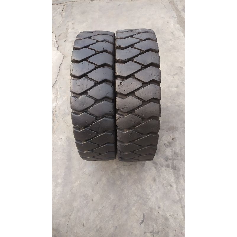 Ban Forklift Pneumatik