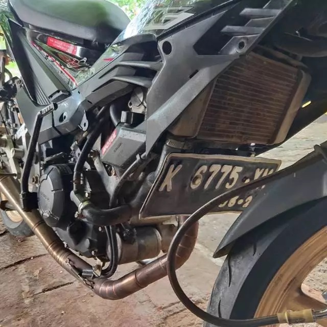 Dudukan Plat Nomor Kolong Motor Honda SONIC - SUPRA GTR. Bracket Plat Nomor Kolong Honda SONIC, Hond