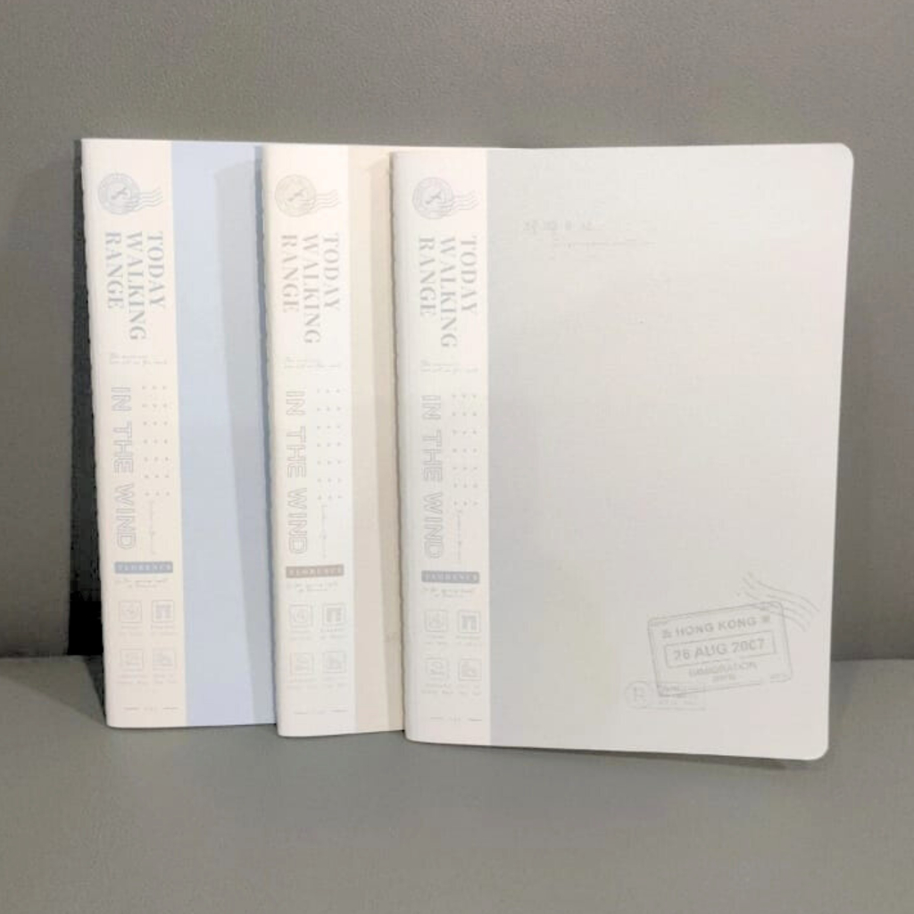 

Buku Tulis Sekolah / Buku Tulis Aesthetic / Buku Tulis / Buku Diary / Binder Aesthetic /Buku Sekolah