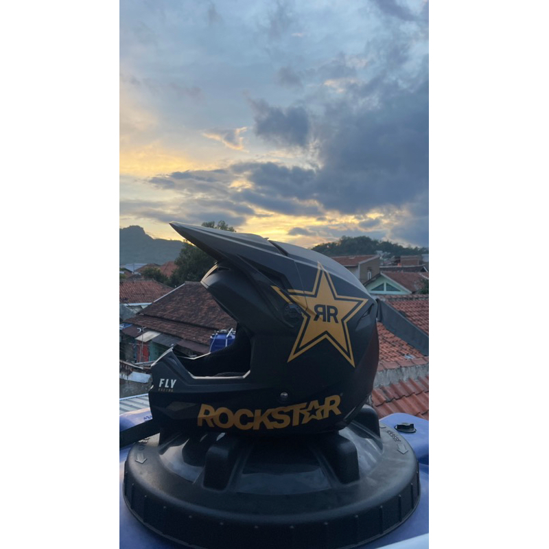 HELM FLY RACING KINETIC ROCKSTAR