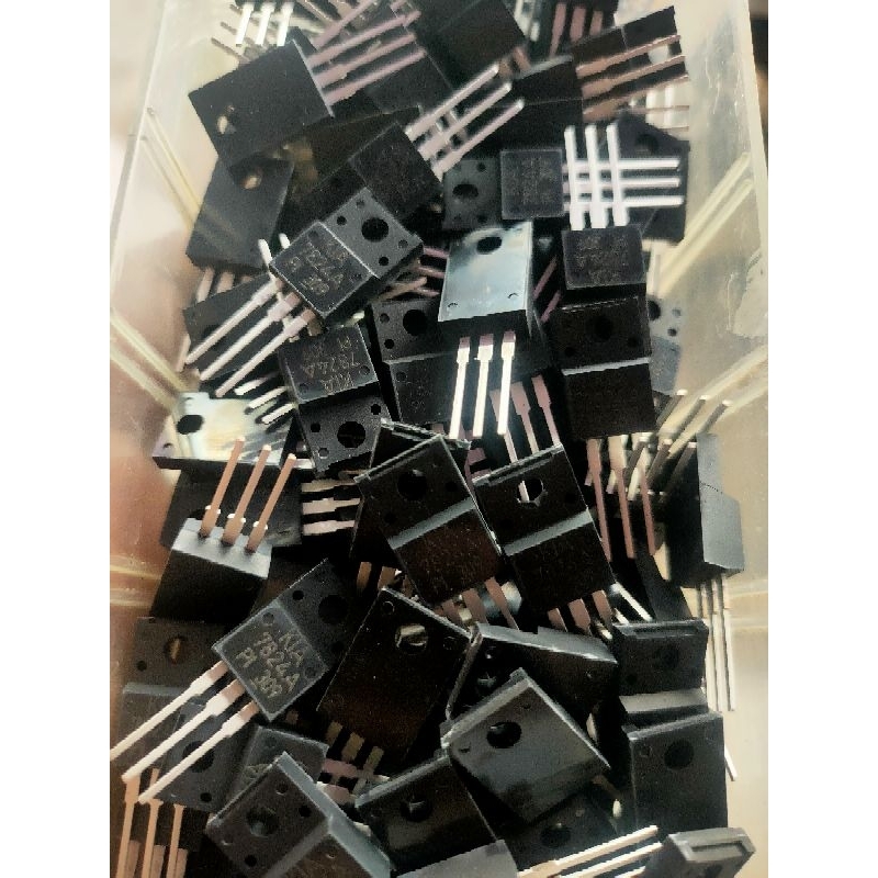 IC 7824 original KIA ( Ic regulator / stabiliser 7824 )