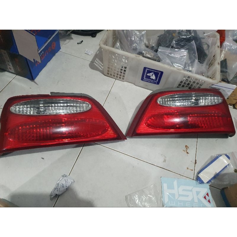 lampu belakang soluna original copotan