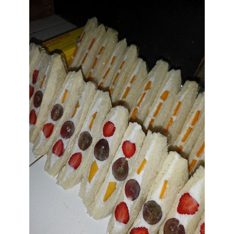 

fruit sando